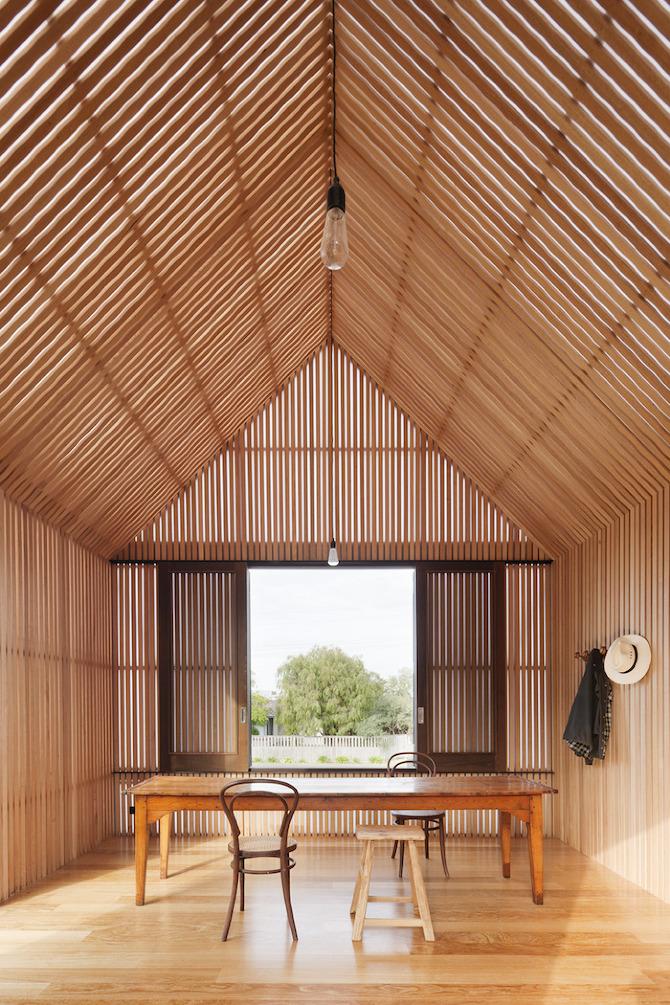 Seaview House by JCBA on thisispaper.com JCB Barwon smg 0858 reduced Seaview House by JCBA on thisispaper.com